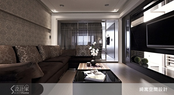 本案是間30年的華廈，原始格局因切割得過於零碎，不僅